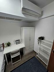 Lucky Plaza (D9), Apartment #569298091